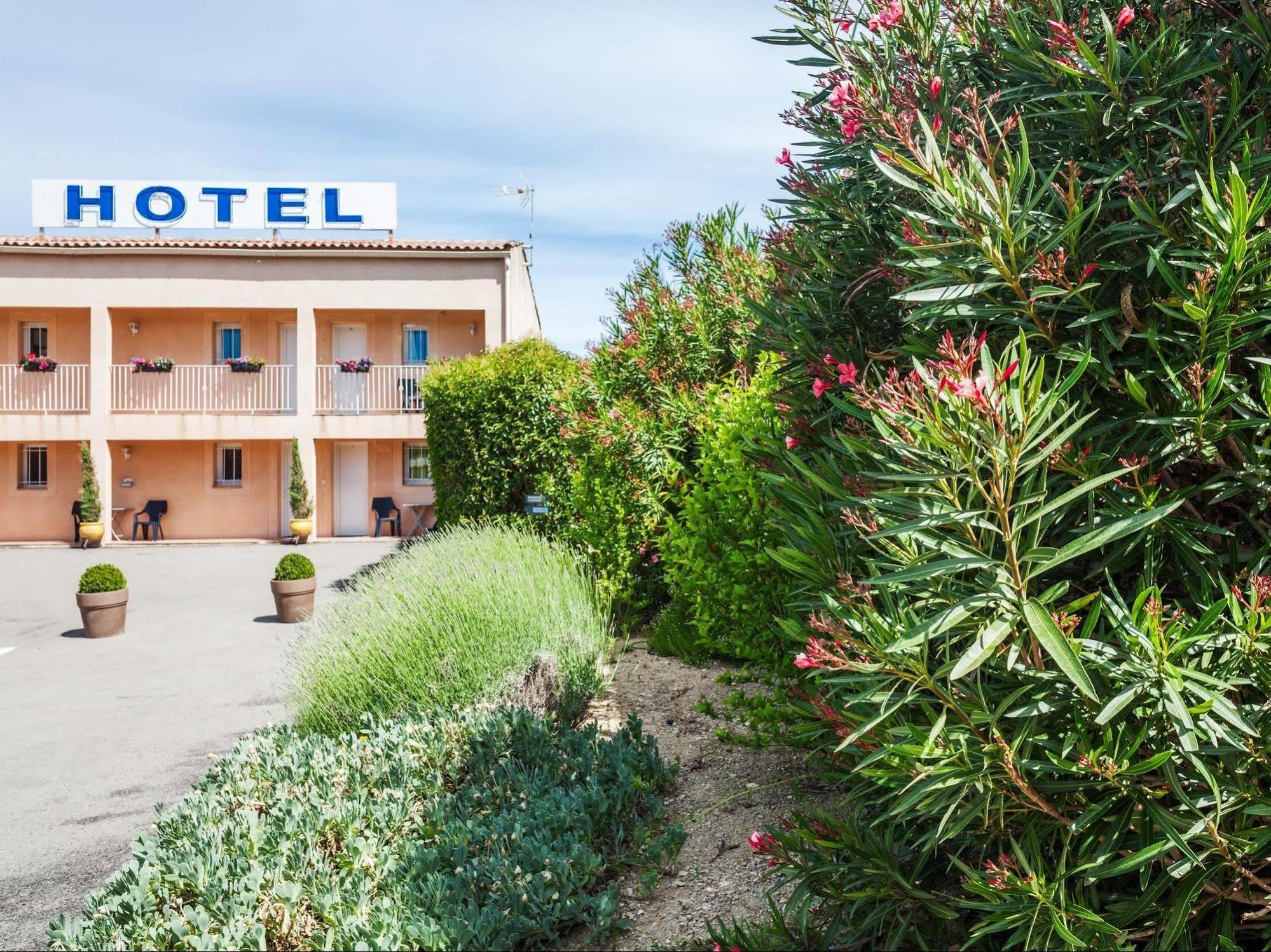 Le Grand Jardin Hotell Aujargues Eksteriør bilde