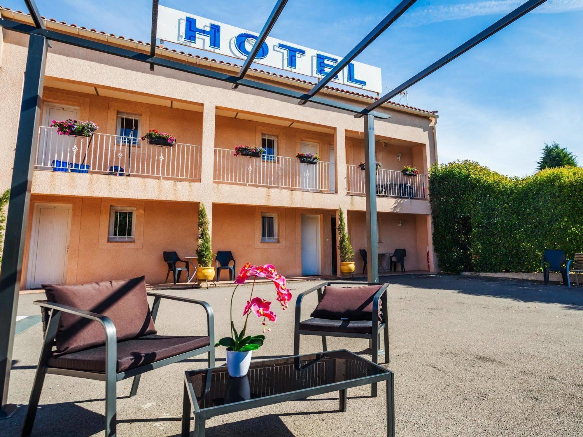 Le Grand Jardin Hotell Aujargues Eksteriør bilde
